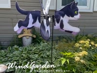 Deluxe Petite Spinner -  Black & White Cat
