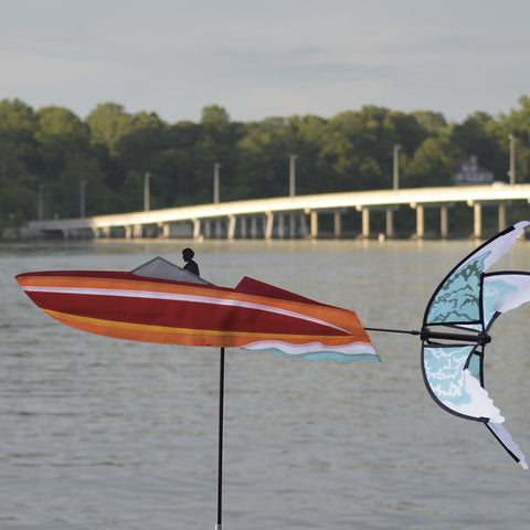 Speedboat Garden Spinner